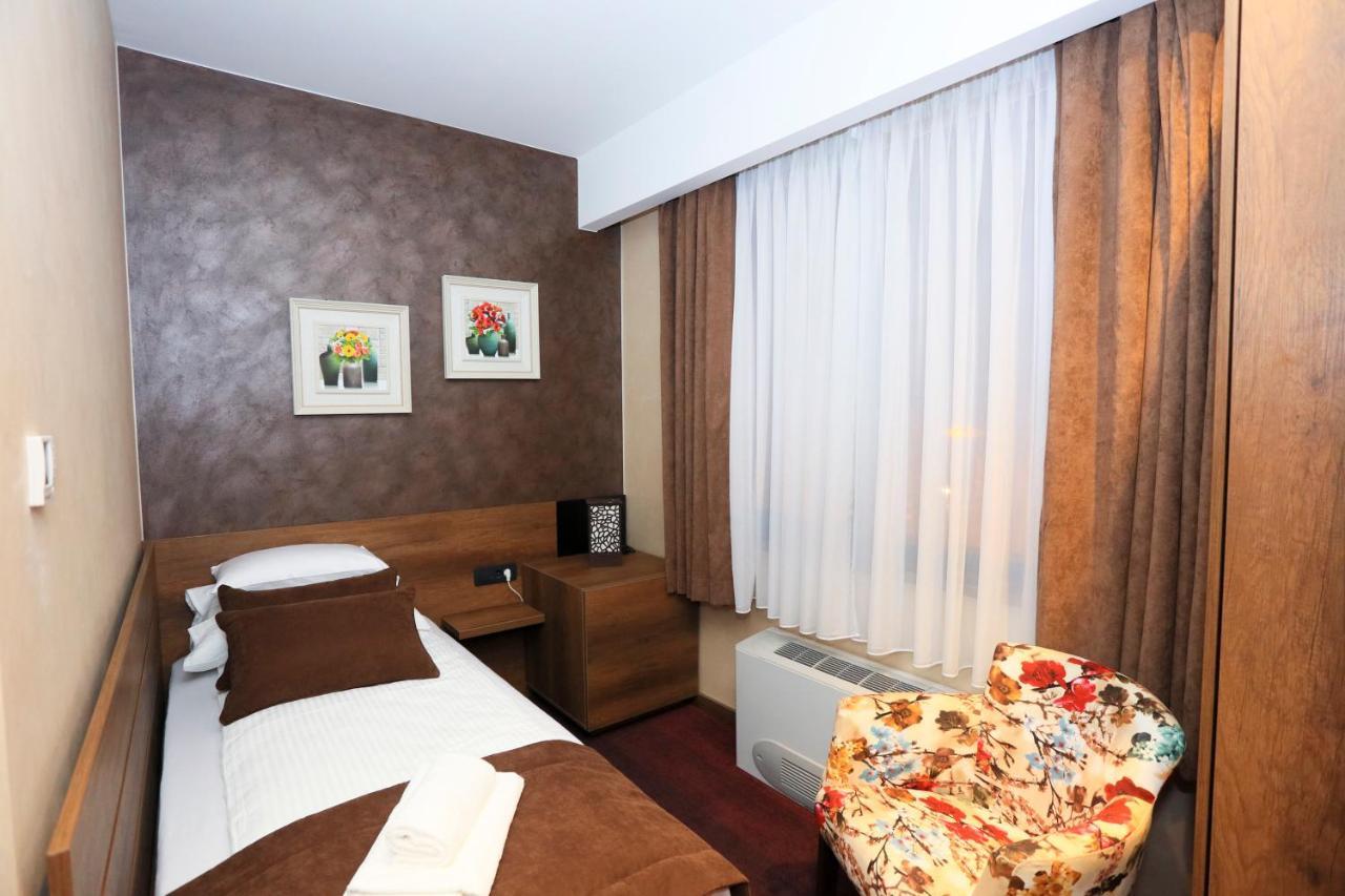 Carpe Diem Boutique Hotel Zenica Exterior foto